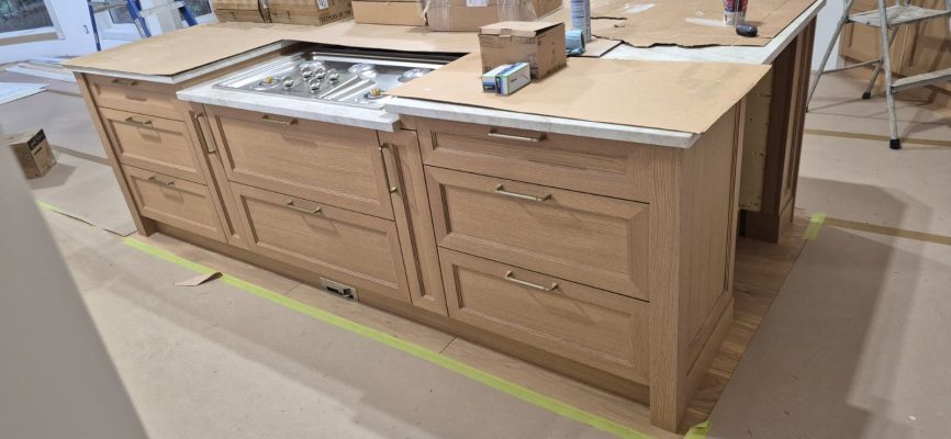 Island with cooktop